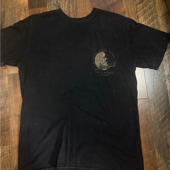 Affliction Black Short Sleeve Tee Freedom Defender size M - Picture 2 of 3